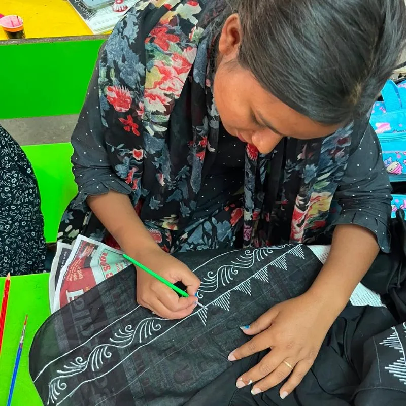 Aipan art workshop moment 6
