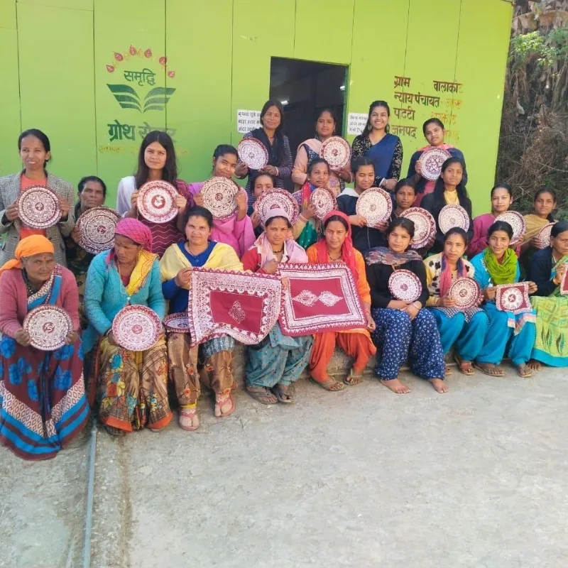 Aipan art workshop moment 9